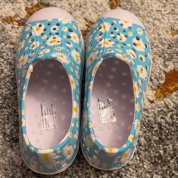 Kid’s shoes - Picture 3 of 7